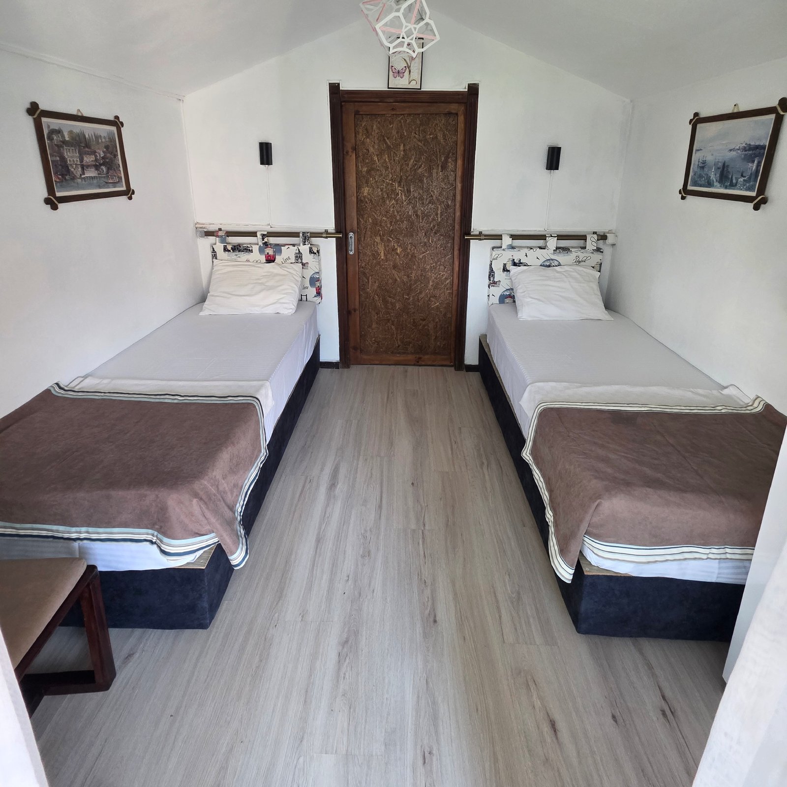 Blu Brezza family room with double bed and private bathroom